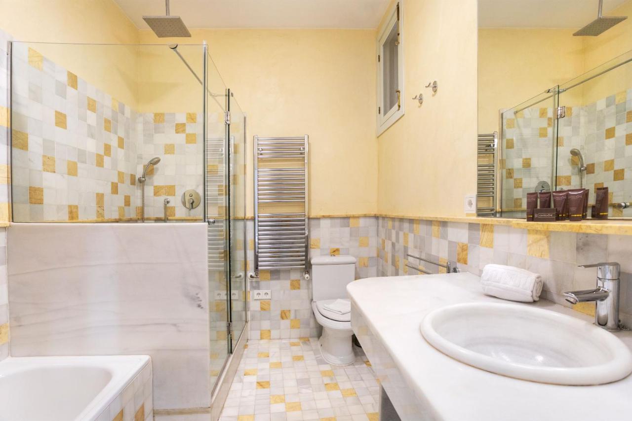 סביליה Genteel Home Palacio Abades מראה חיצוני תמונה